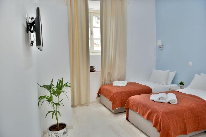 فندق Douskos Port House هيدرا المظهر الخارجي الصورة