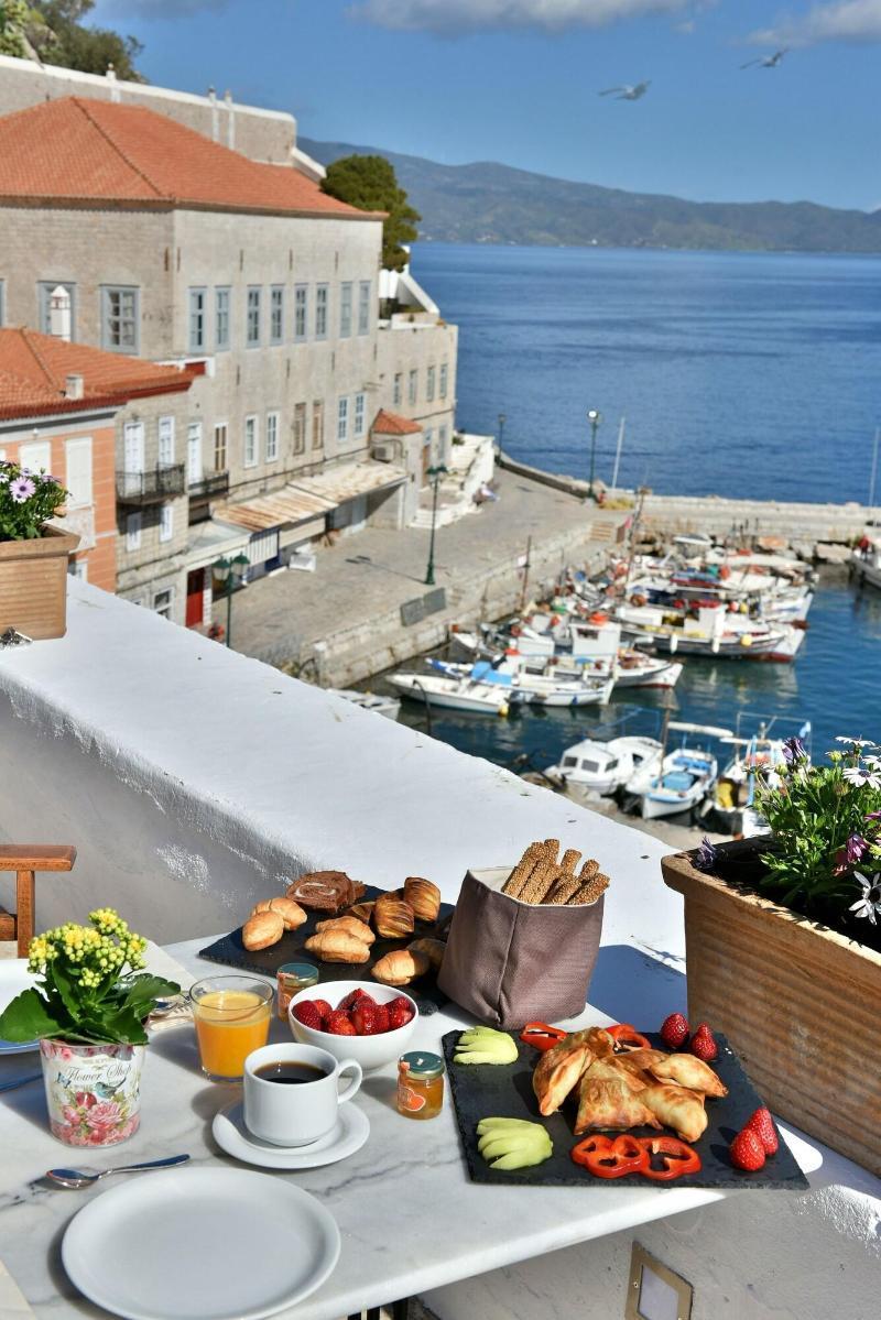 فندق Douskos Port House هيدرا المظهر الخارجي الصورة