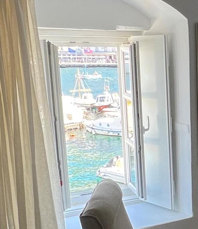 فندق Douskos Port House هيدرا المظهر الخارجي الصورة