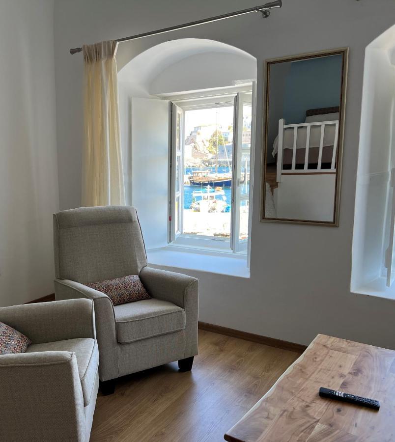 فندق Douskos Port House هيدرا المظهر الخارجي الصورة