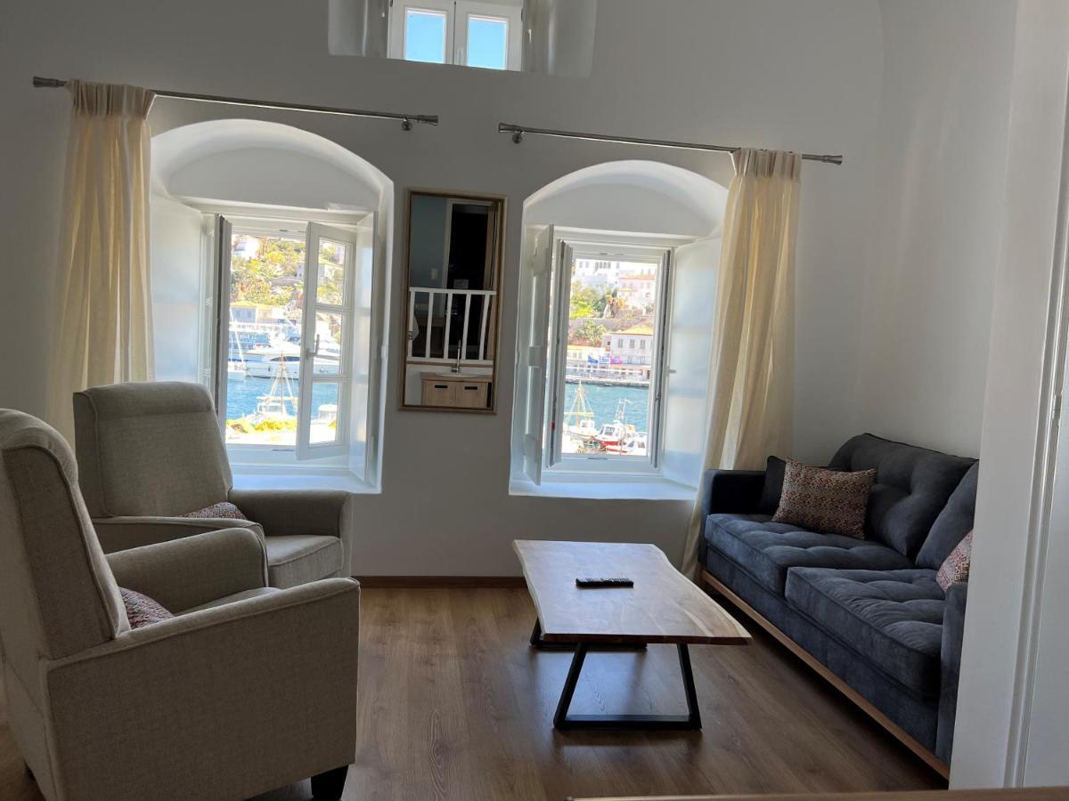فندق Douskos Port House هيدرا المظهر الخارجي الصورة