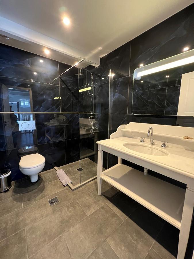 فندق Douskos Port House هيدرا المظهر الخارجي الصورة