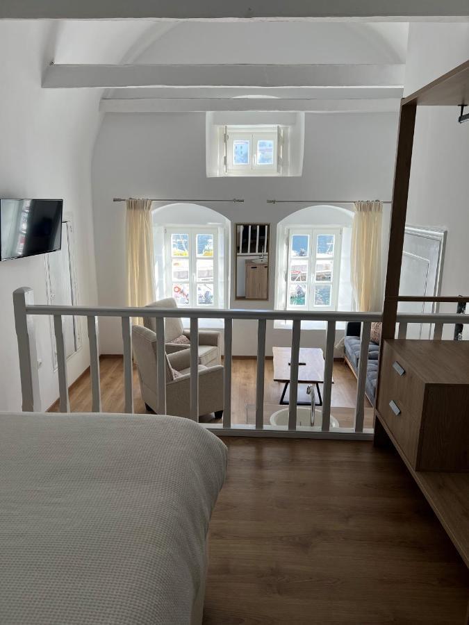 فندق Douskos Port House هيدرا المظهر الخارجي الصورة