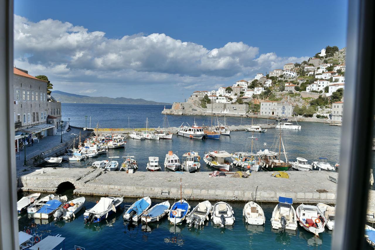 فندق Douskos Port House هيدرا المظهر الخارجي الصورة